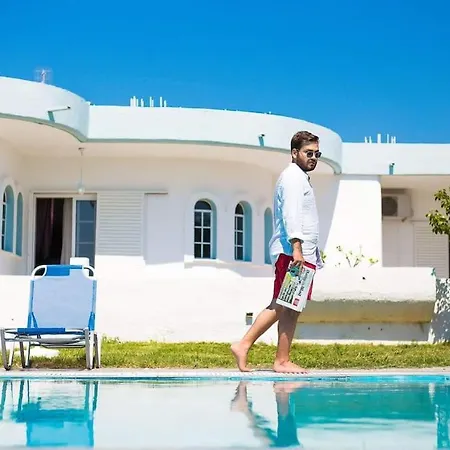 Deluxe * Αφάντου